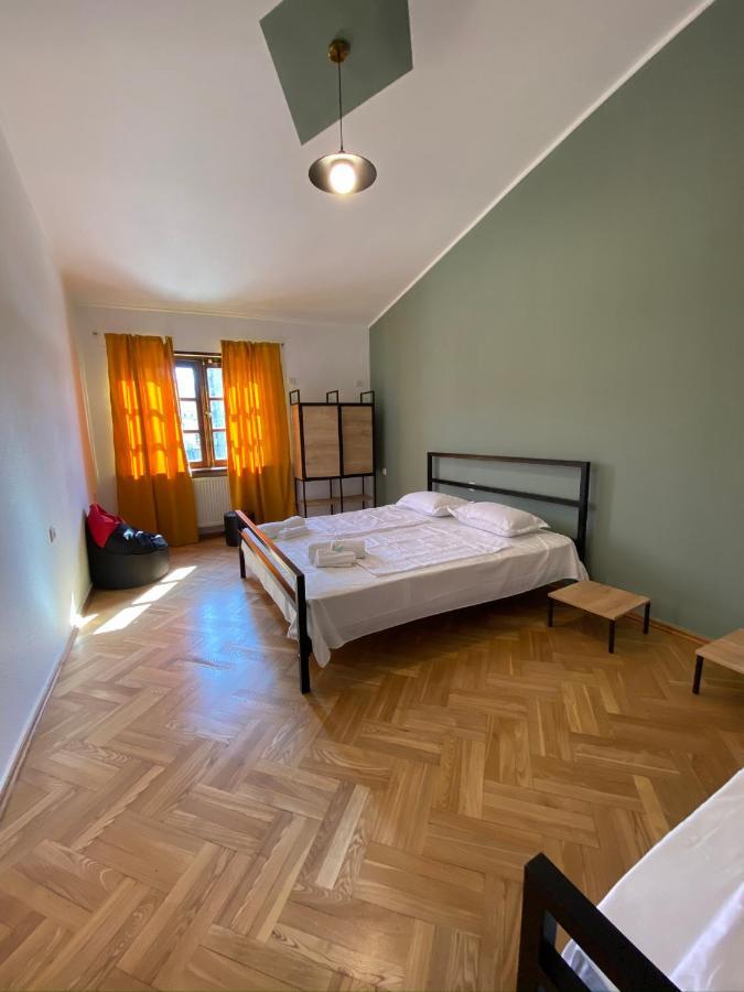 Red Door Apartment Tbilisi Exterior foto