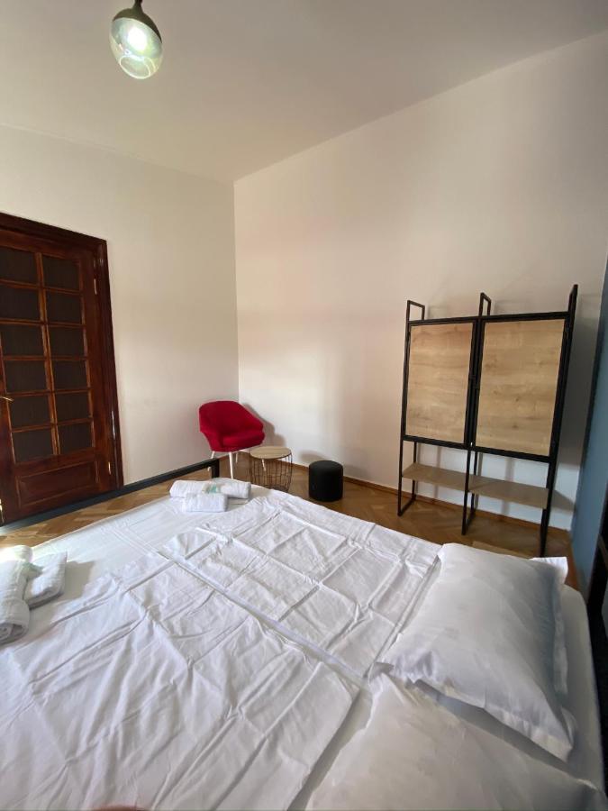 Red Door Apartment Tbilisi Exterior foto