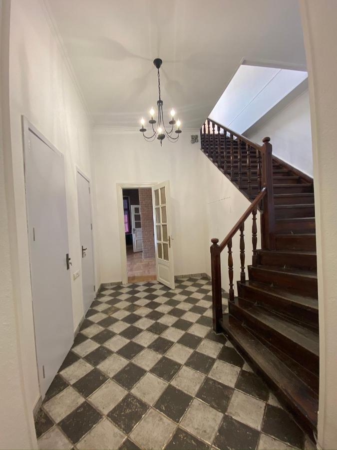 Red Door Apartment Tbilisi Exterior foto