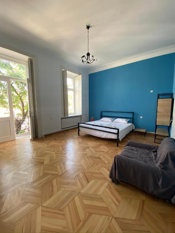 Red Door Apartment Tbilisi Exterior foto